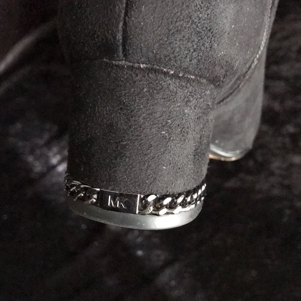 MICHAEL MICHAEL KORS—Jamie Stretch Over-the-Knee Mid-Heel Boots — Size 5 1/2 - Picture 3 of 13